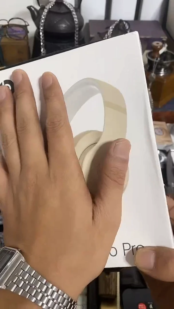 瓷片闪购商品  如图所示