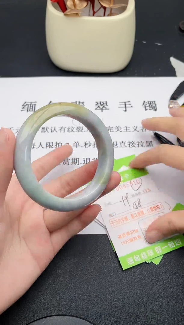 【闪购商品】翡翠手镯未镶嵌10天然缅甸A货