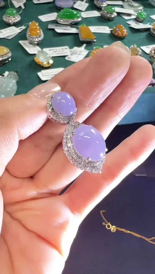 颈饰18K金镶嵌翡翠KYAY1122 -009