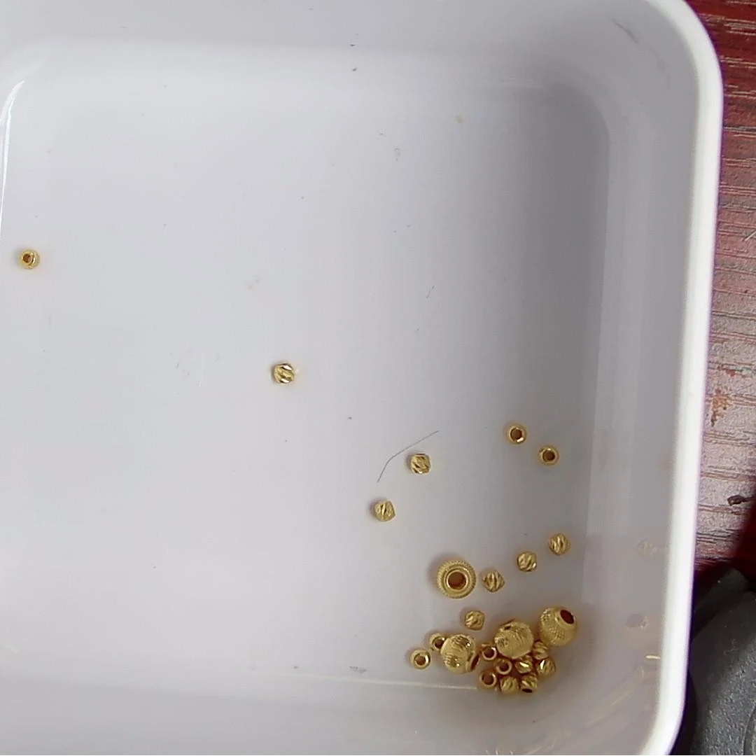 黄金足金小金 豆