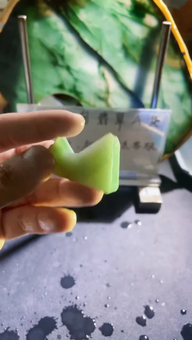 未镶嵌挂件翡翠天然缅甸翡翠A货