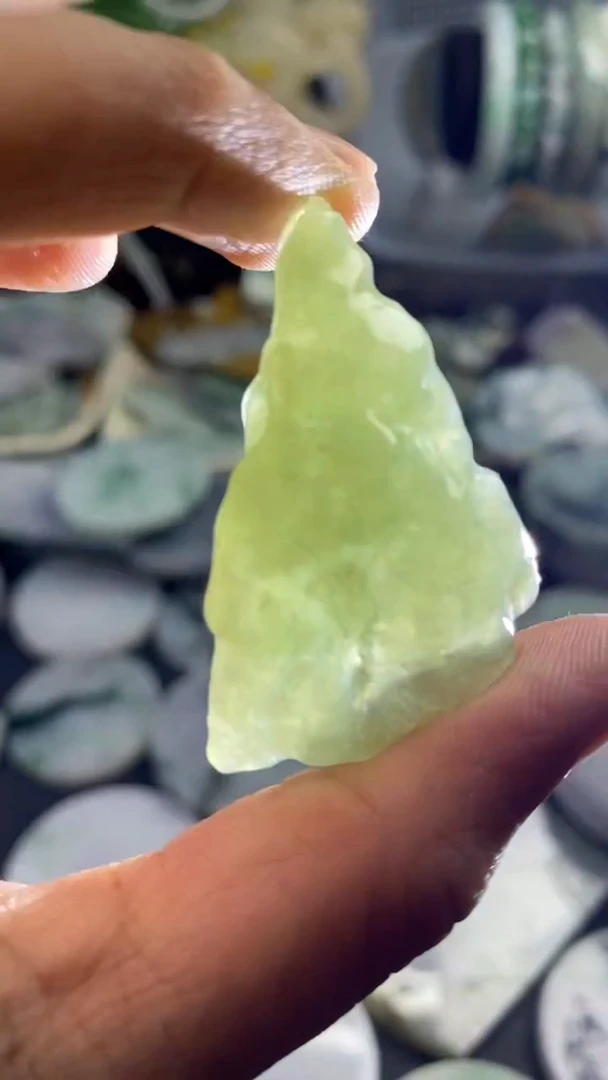 散珠翡翠A货翡翠