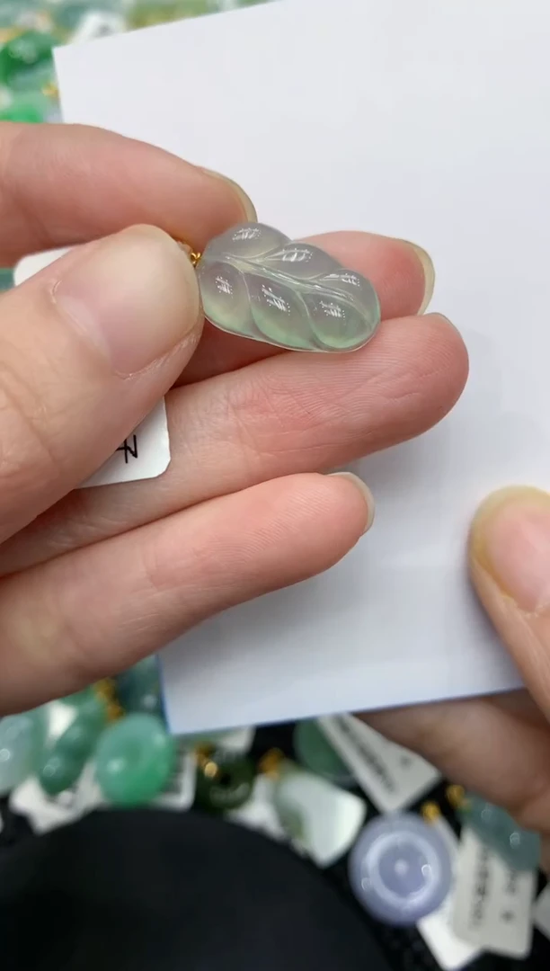 【闪购商品】翡翠颈饰18K金镶嵌11111111