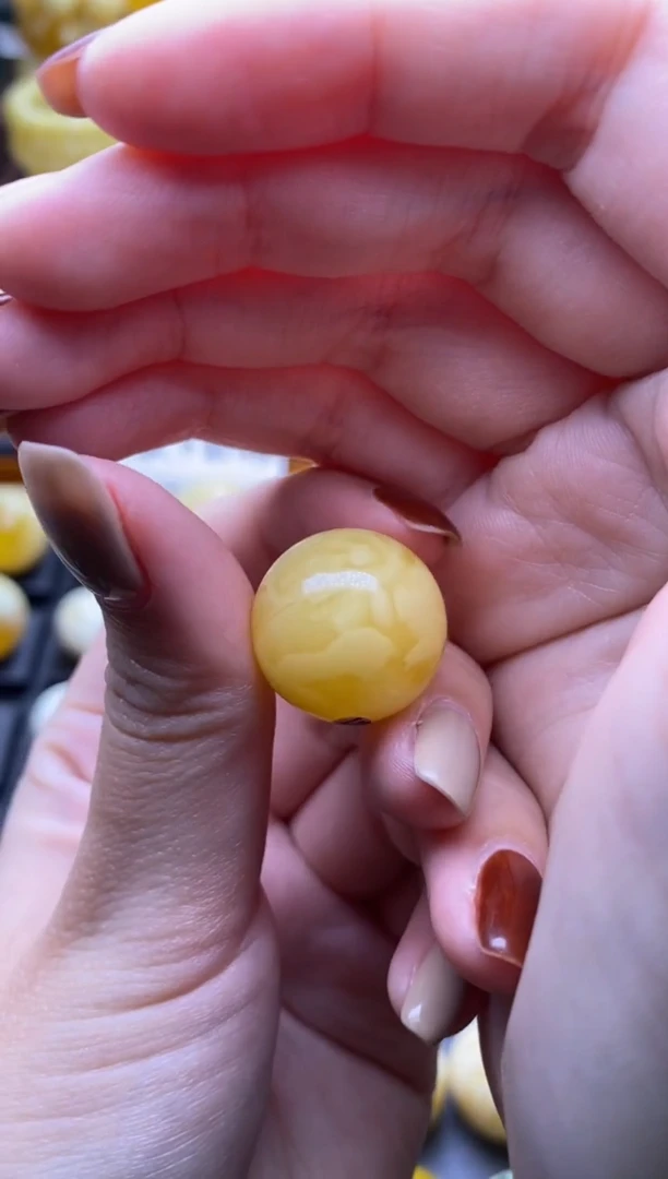 【闪购商品】琥珀裸石未镶嵌大小姐珠宝严选70