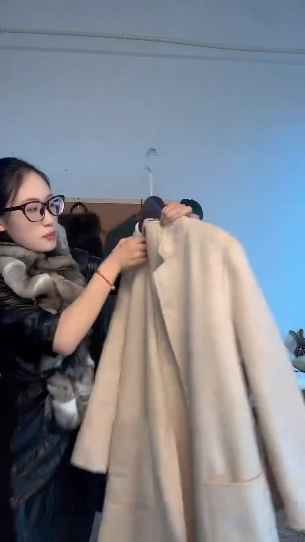 20251025 大衣大衣