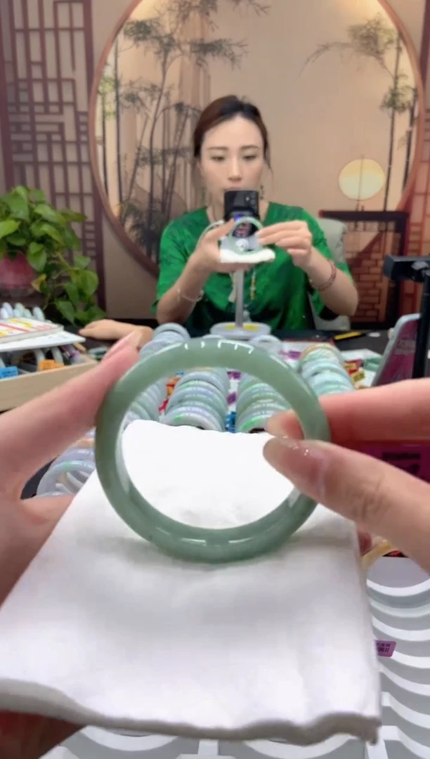 翡翠手镯未镶嵌000027224