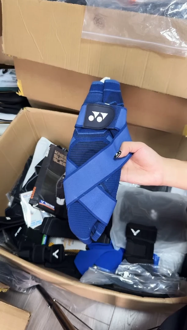 VICTOR胜利正品微瑕球拍球服护具    39