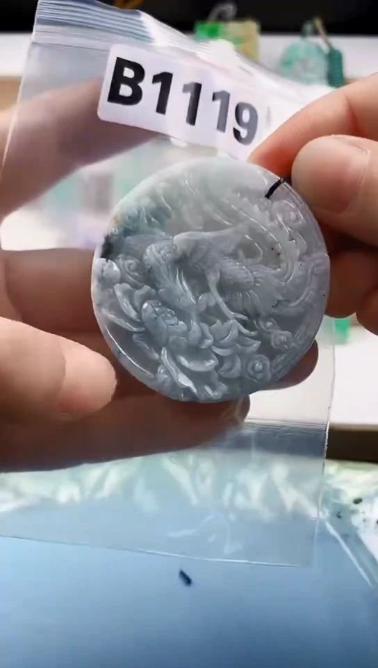 翡翠未镶嵌颈饰天然翡翠吊坠挂件