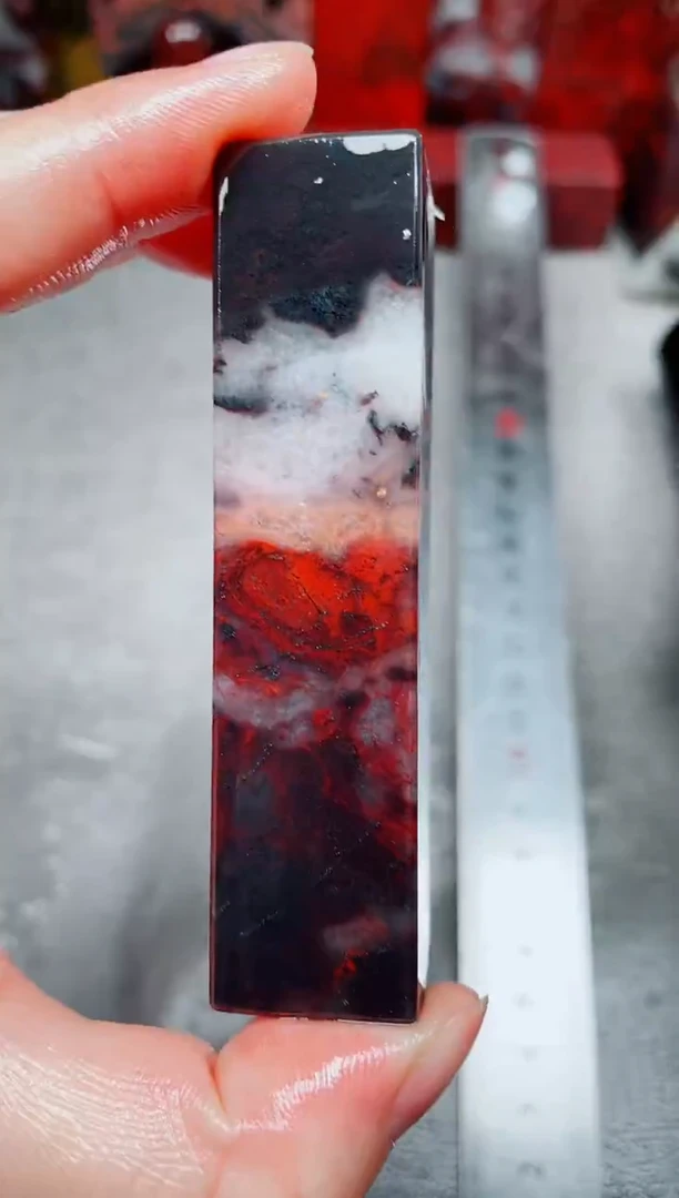 桂林鸡血玉素章2.0左右5