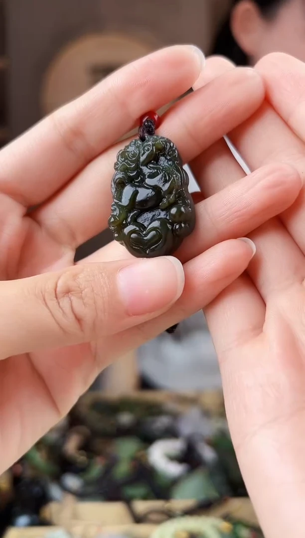 颈饰未镶嵌和田玉拍一发一，多样性发货