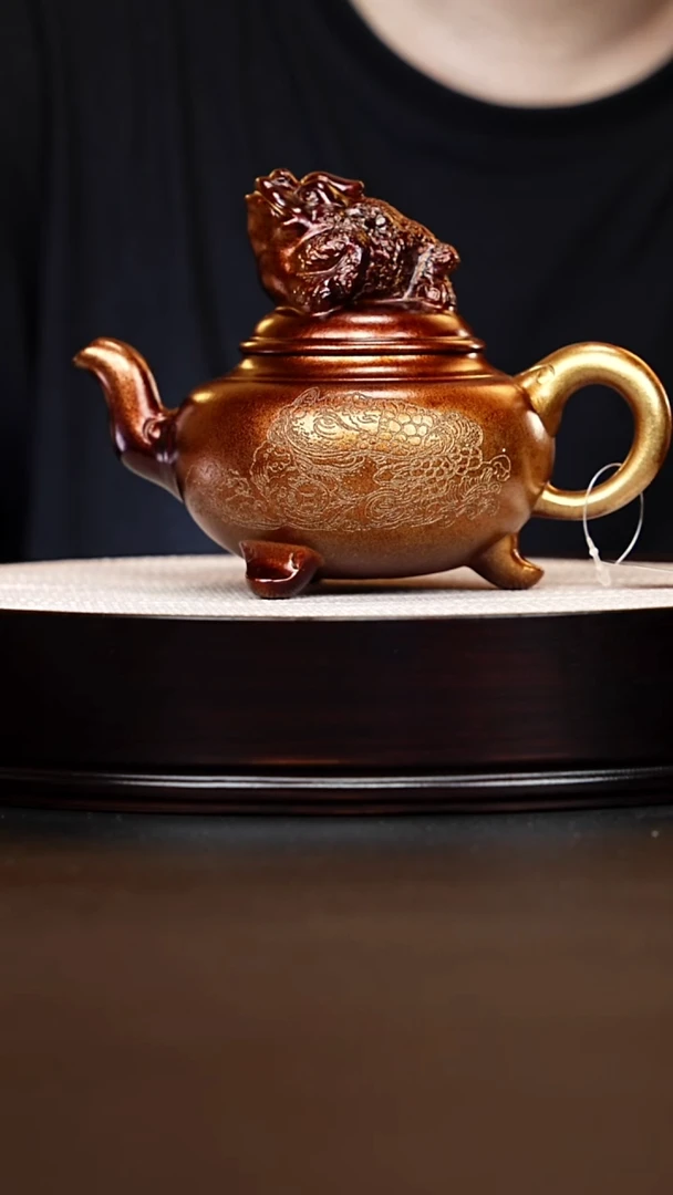 茶壶紫砂宜兴紫砂 三足金蟾壶贝壳烧 龙血砂