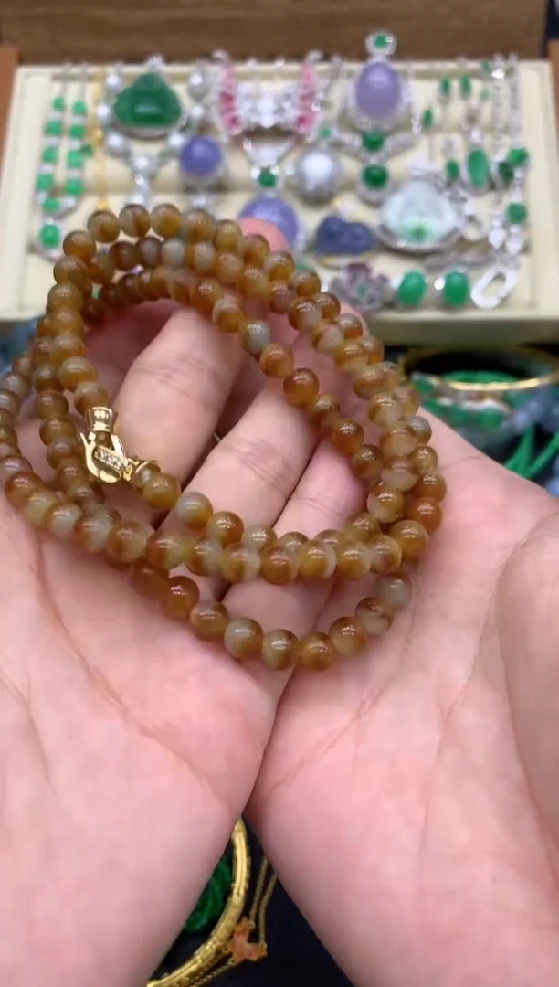 翡翠未镶嵌颈饰135-中国好珍宝