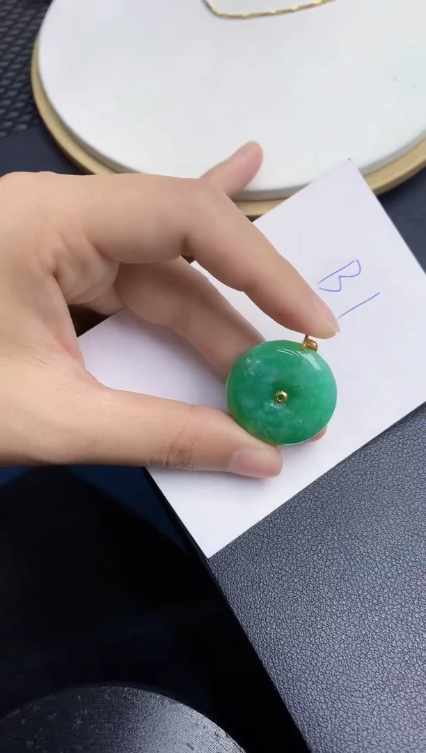 【闪购商品】翡翠颈饰18K金镶嵌000000000