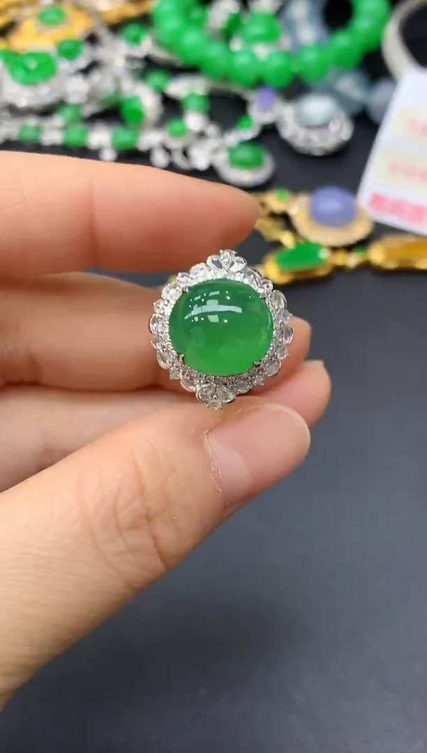 18K金镶嵌戒指翡翠541-中国好珍宝