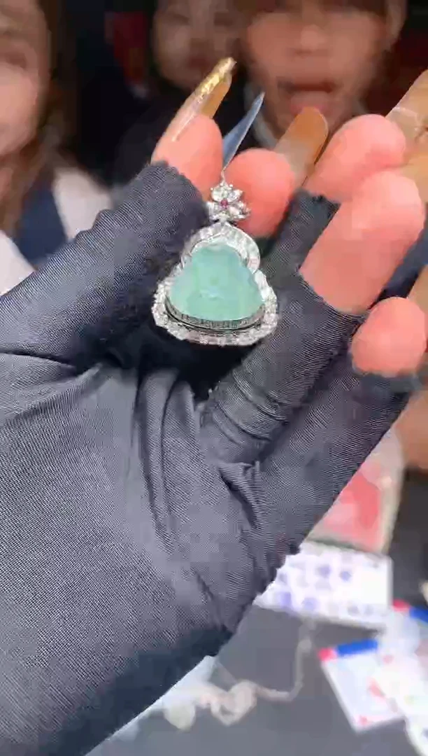 【闪购商品】定制翡翠未镶嵌8定制翡翠-多样性发货（发其一）