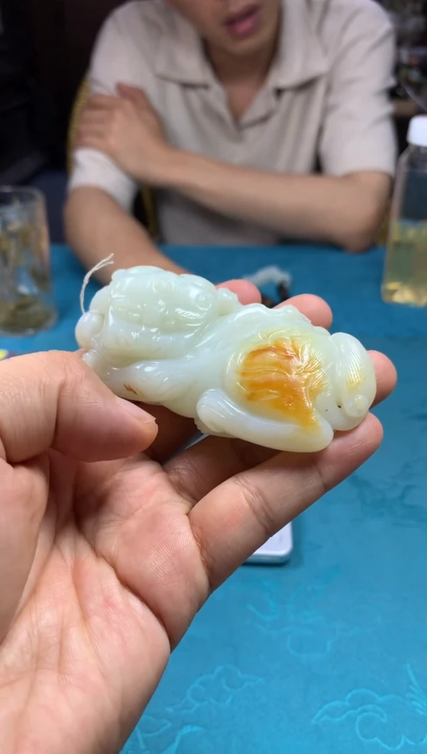 和田玉未镶嵌颈饰1
