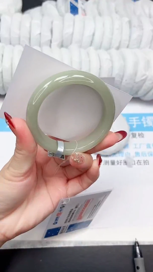 未镶嵌手镯石英质玉6-60.2D