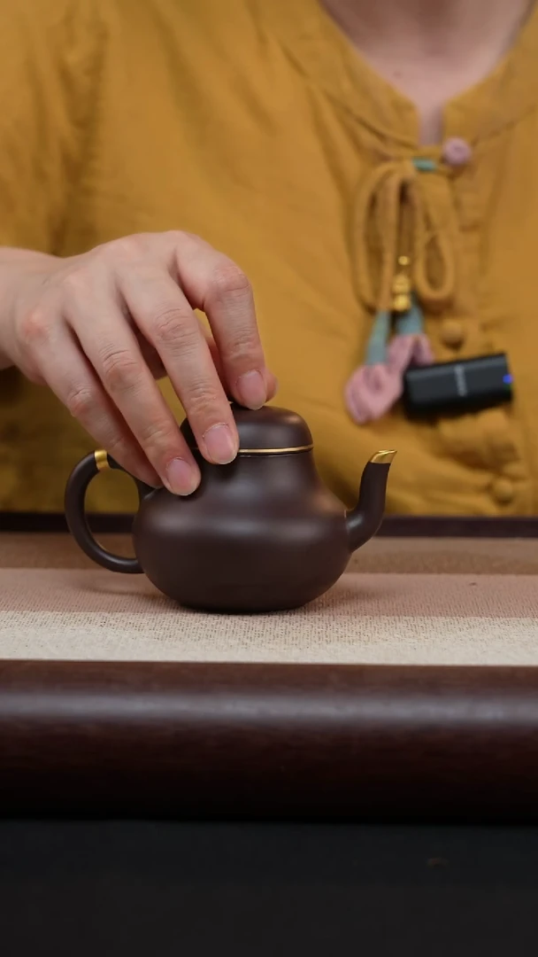 【闪购商品】紫砂茶壶老紫泥-描金思婷MH-1893