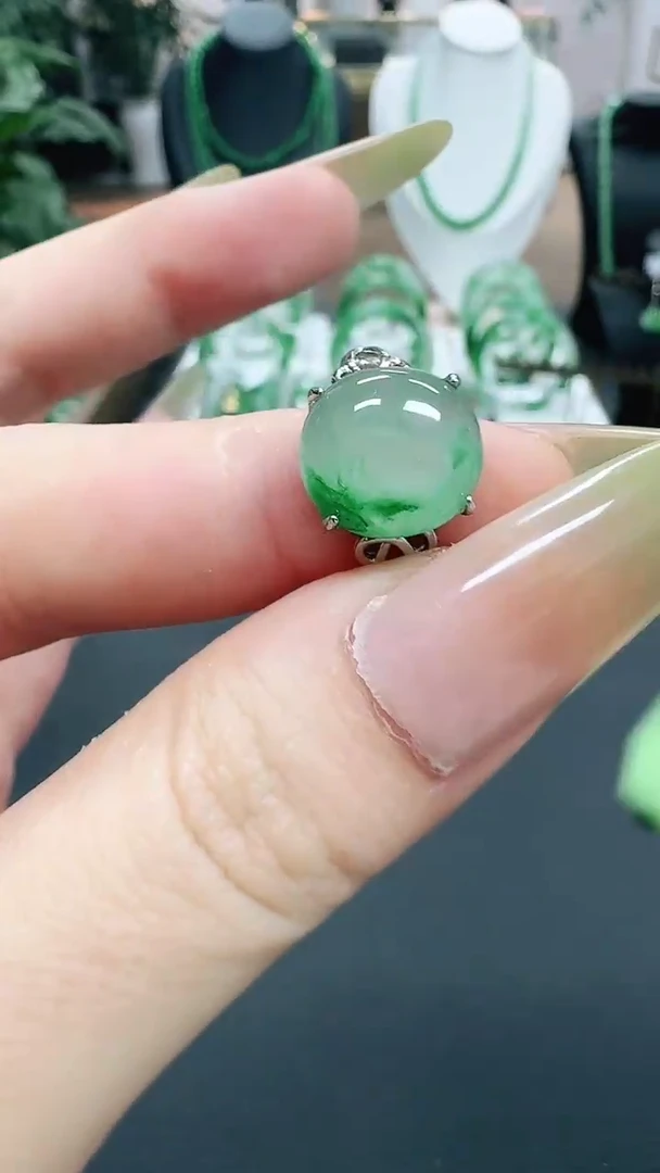 未镶嵌1石英质玉（非洲翠）/9674