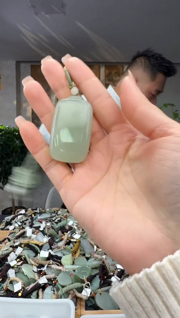 颈饰未镶嵌和田玉拍一发一多样性发货