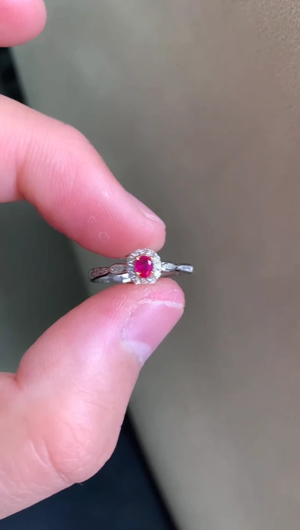 银S925镶嵌戒指红宝石戒指