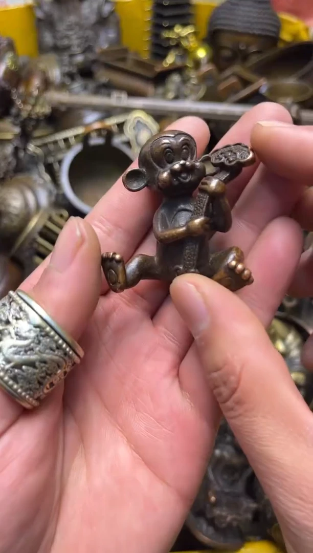 精美铜器，点击下单