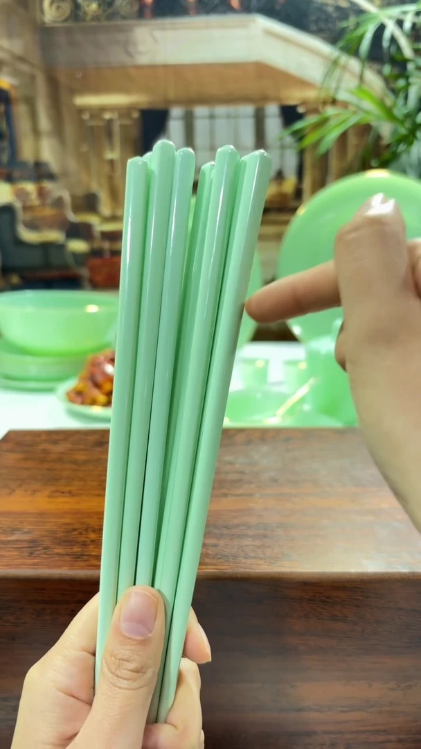 【闪购商品】....    玉瓷筷子10双福利价格