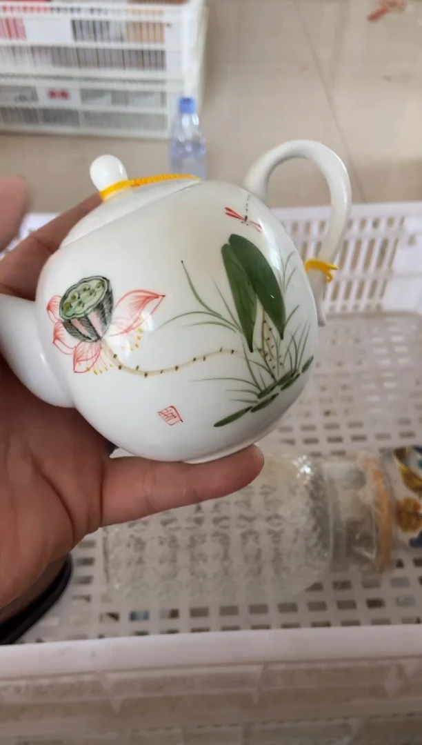 杯无运费险有瑕疵的摄影的产品有使用过的痕迹有点脏介意勿拍