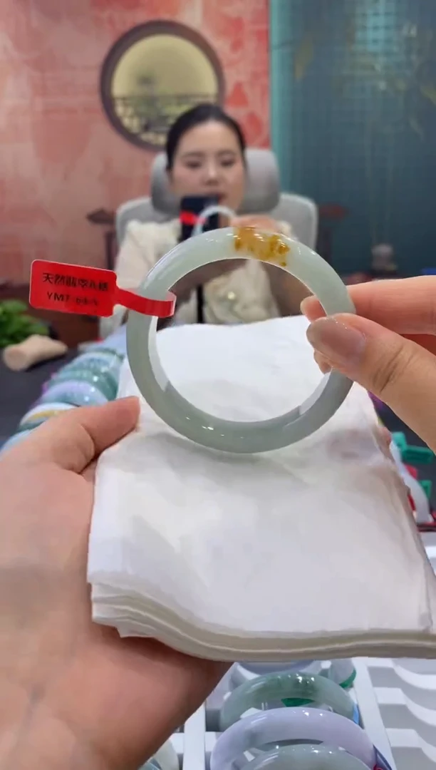 未镶嵌手镯翡翠多人00021323