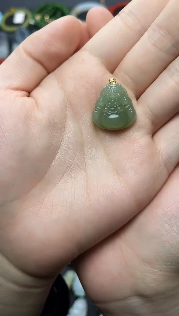 颈饰18K金镶嵌和田玉佛公06