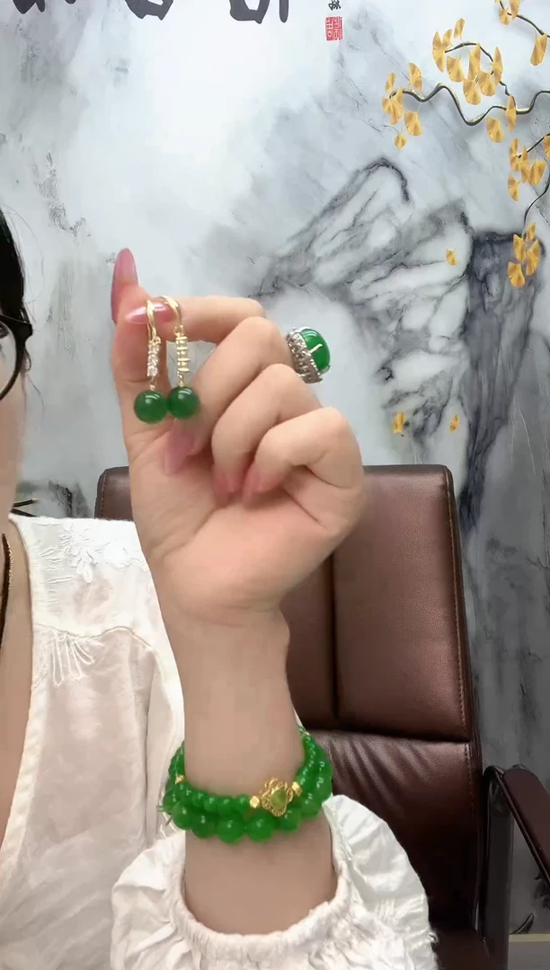 未镶嵌翡翠耳饰阳绿耳坠