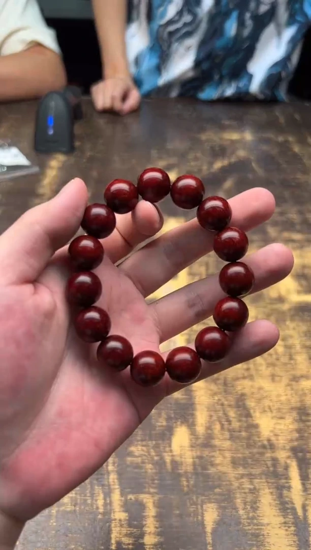 小叶紫檀把件小叶紫檀（爆星）1.5