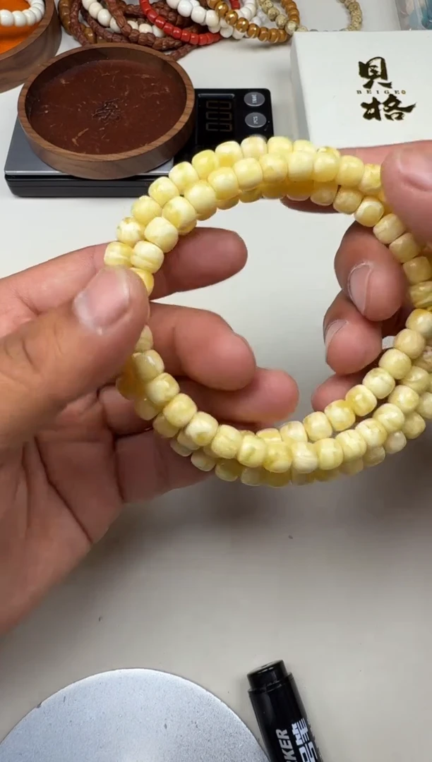手串蜜蜡未镶嵌蜜蜡