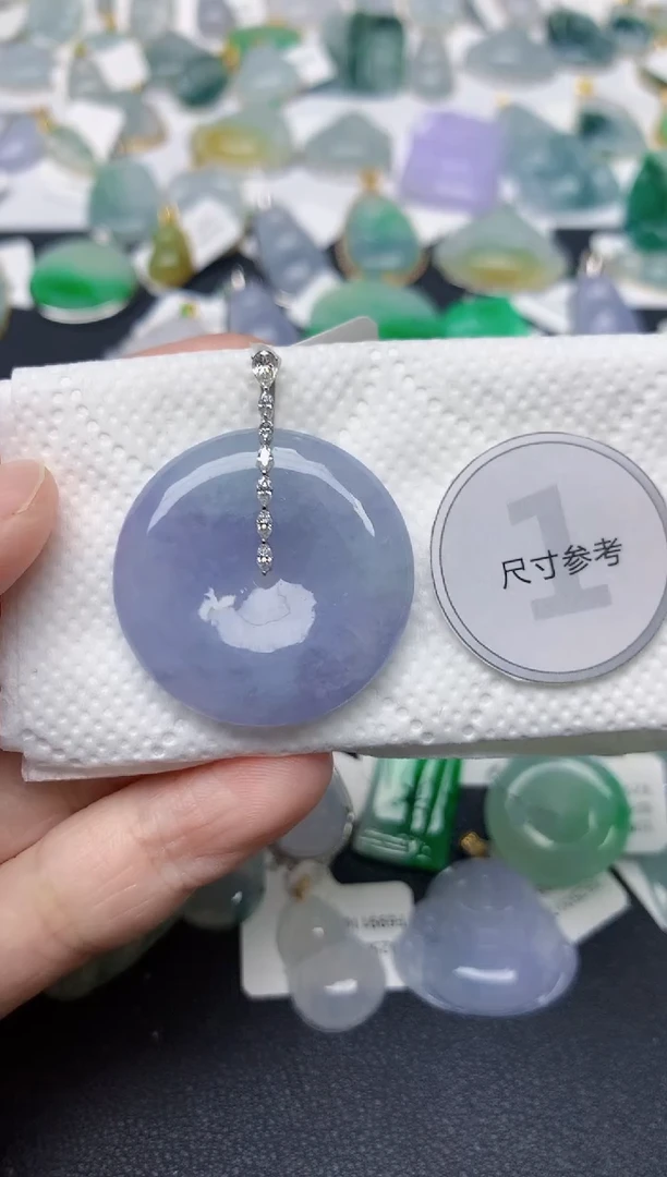 颈饰18K金镶嵌翡翠天然缅甸A货翡翠