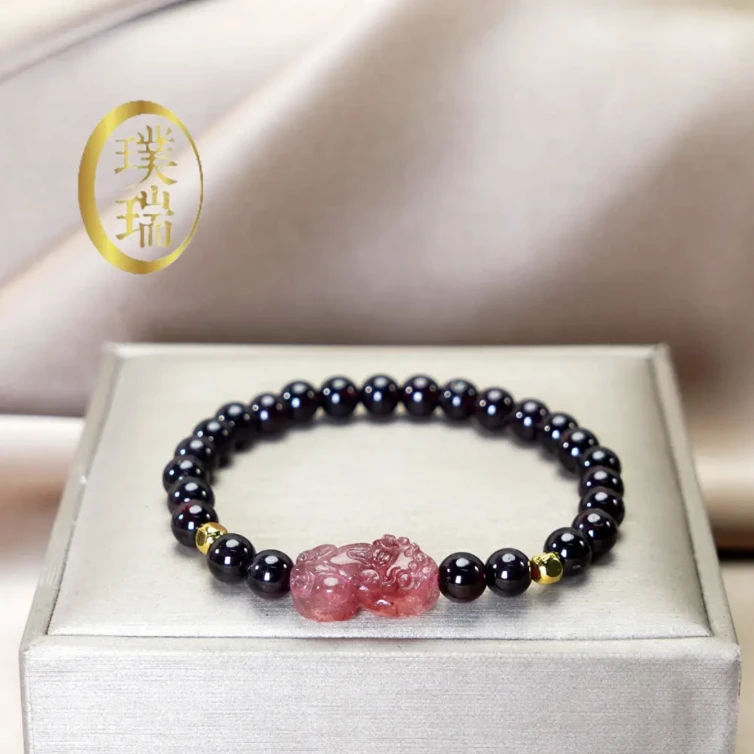 （预）天然石榴石配草莓晶貔貅手链 多样性发—SL506