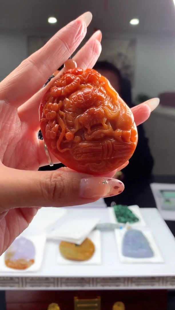 【闪购商品】定制翡翠未镶嵌挂件发货（拍一发一）