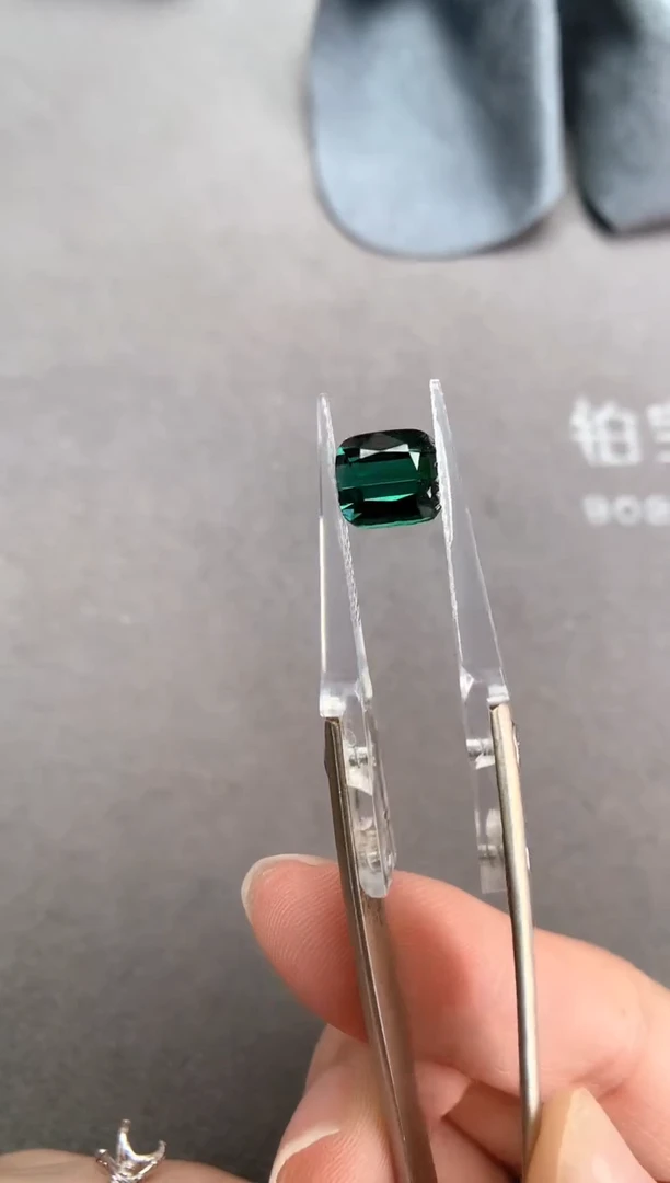 定制碧玺裸石未镶嵌2.88ct 10066