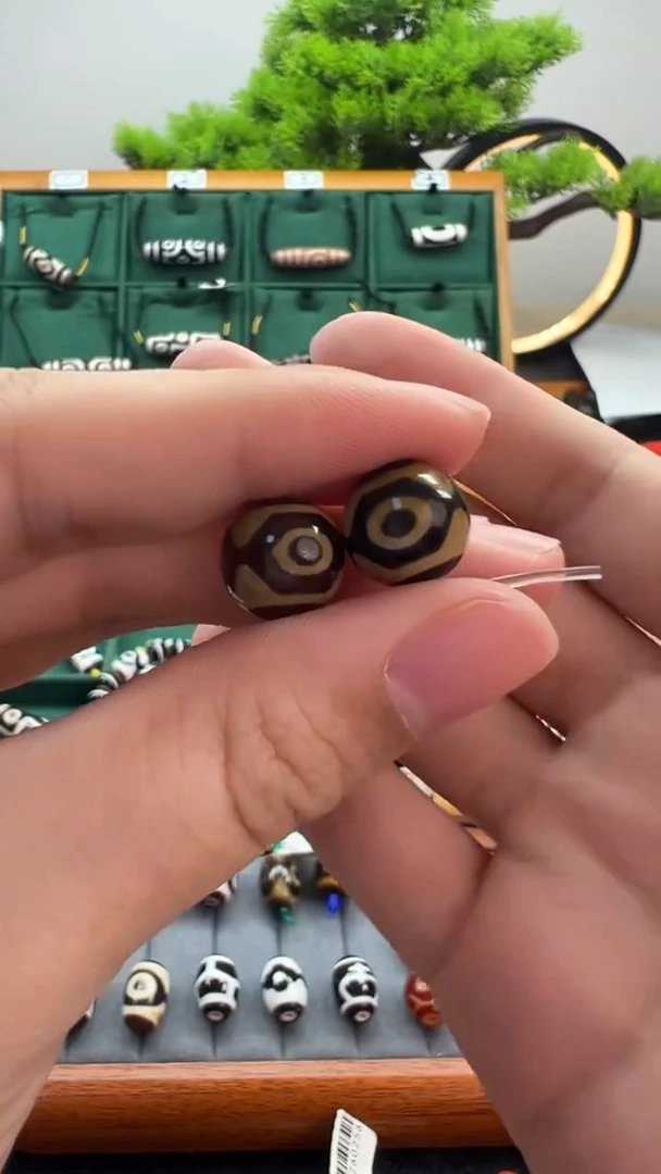 玛瑙/玉髓（覆膜）颈饰未镶嵌4.（微瑕随机发货）