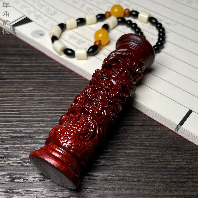 LQ137  小叶紫檀雕刻手把件