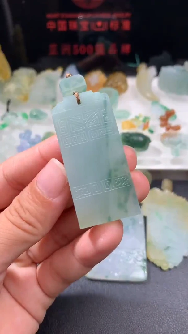 未镶嵌定制翡翠