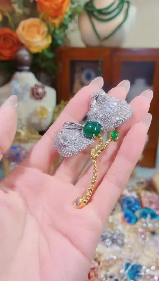 合成立方氧化锆铜合金高定双叶花