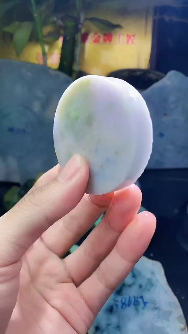 未镶嵌挂件翡翠小雨422