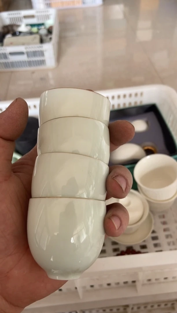 摆件摄影的产品有使用过的痕迹有点脏介意勿拍