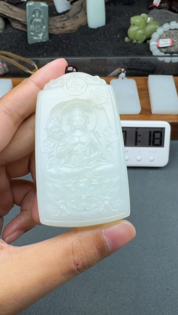 颈饰未镶嵌和田玉1