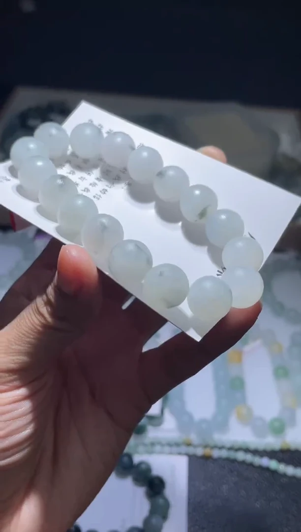 未镶嵌定制翡翠翡翠手串