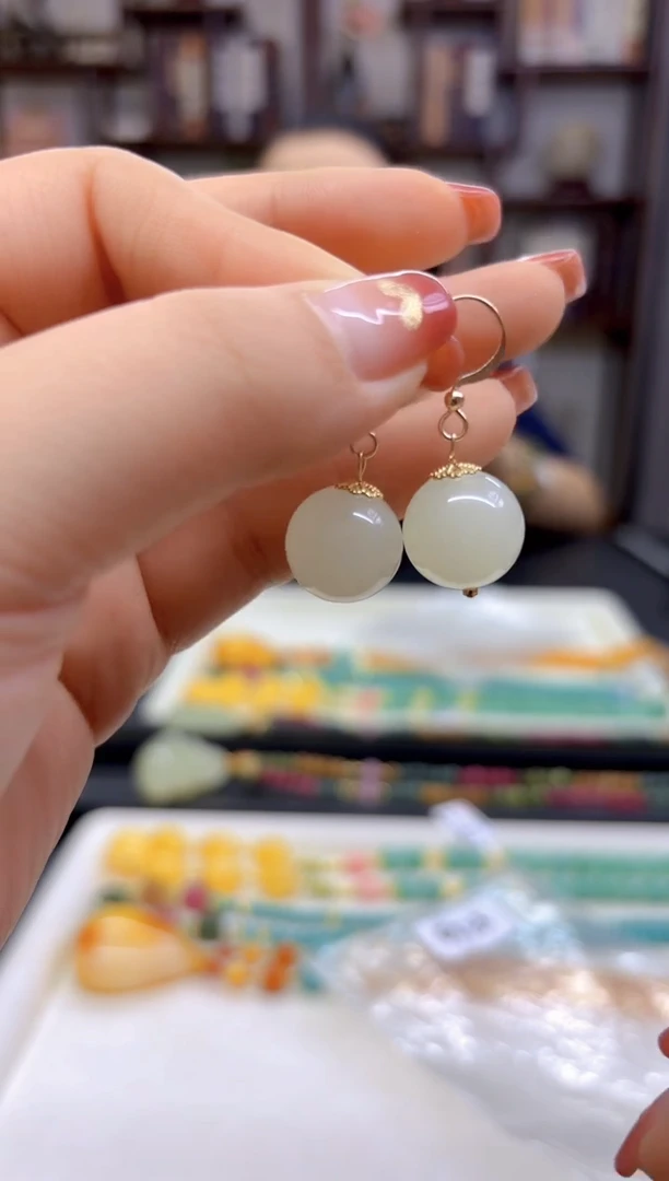 【闪购商品】和田玉耳饰14K金镶嵌E673