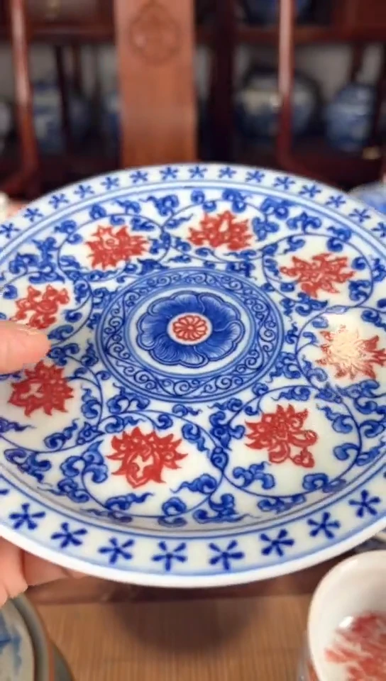 柴窑青花釉里红缠枝莲壶承
