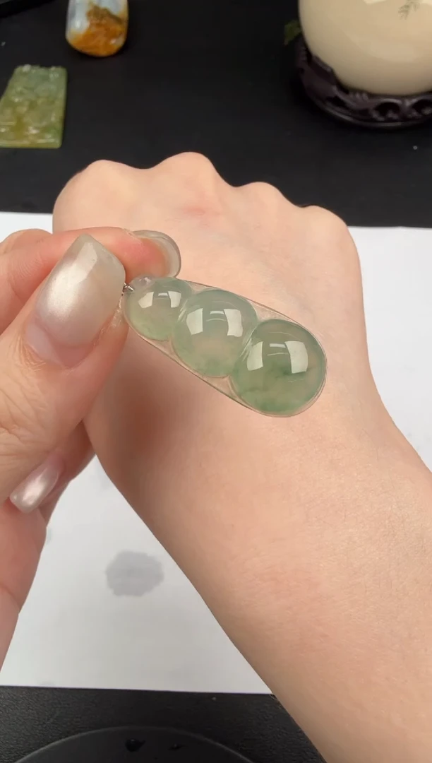 吊坠(不含链)18K金镶嵌翡翠翡翠饰品-261