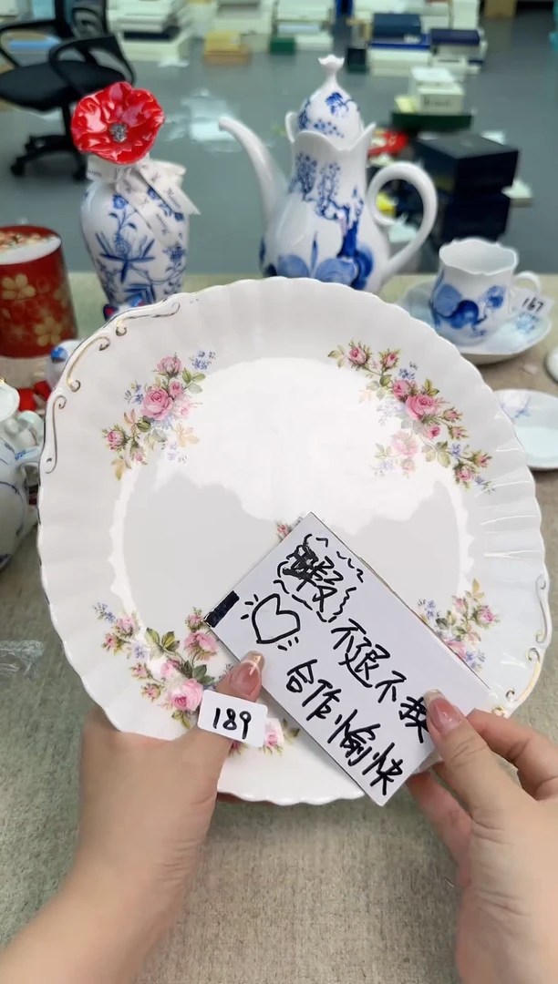 瓷片泡泡家的瓷器真好看