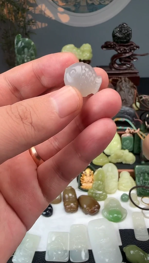 和田玉未镶嵌颈饰和田玉